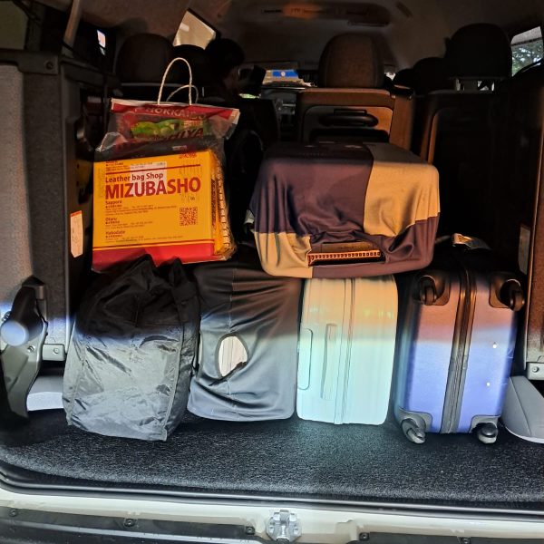 maxi cab for airport